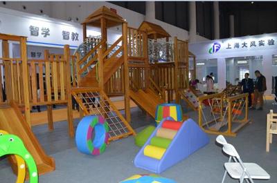 科教兴国、服务教育 成都川天教育亮相2019首届四川教育装备博览会，打造寓教于乐的“游乐园”式服务